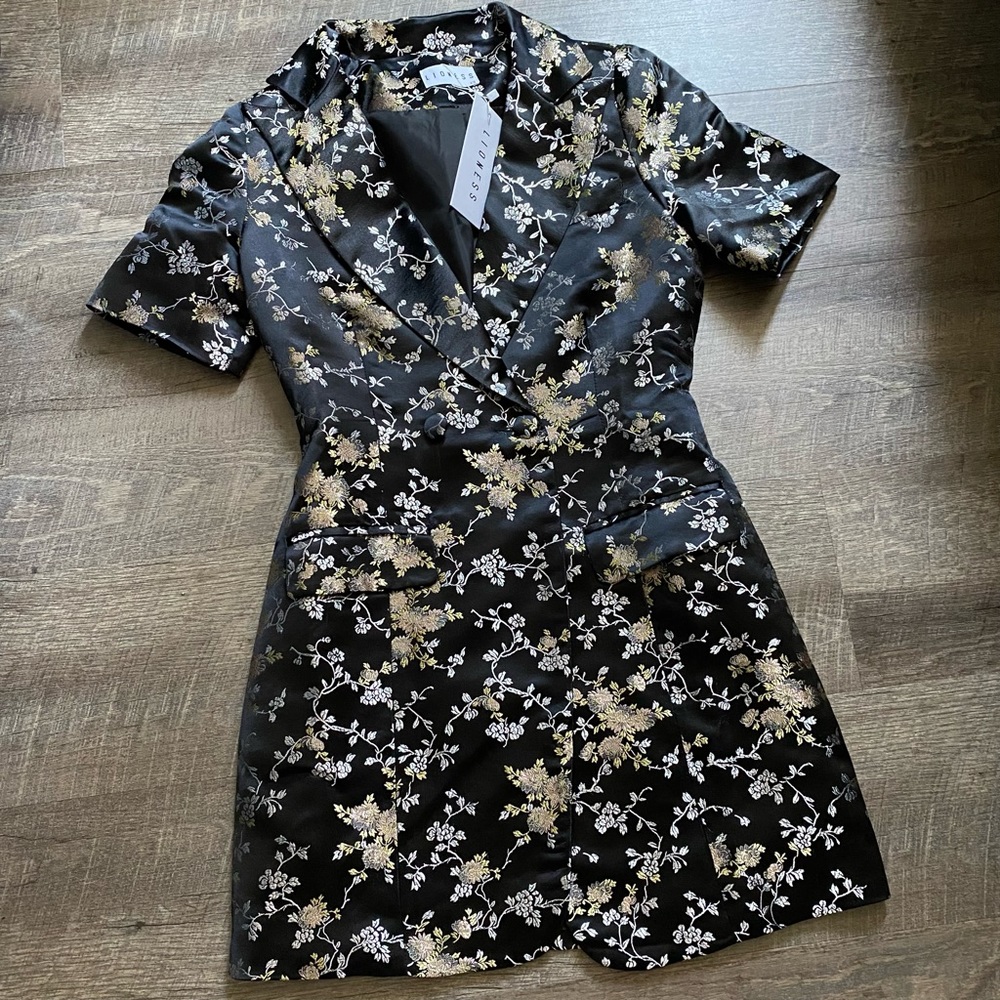 Lioness Satin jacquard blazer dress (XS)